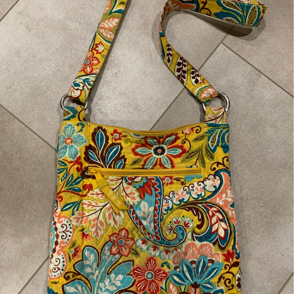 Vera Bradley crossbody purse